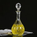 Haonai Classic Glass Whiskey & Wine Decanter Glass Decanter- 900 ml